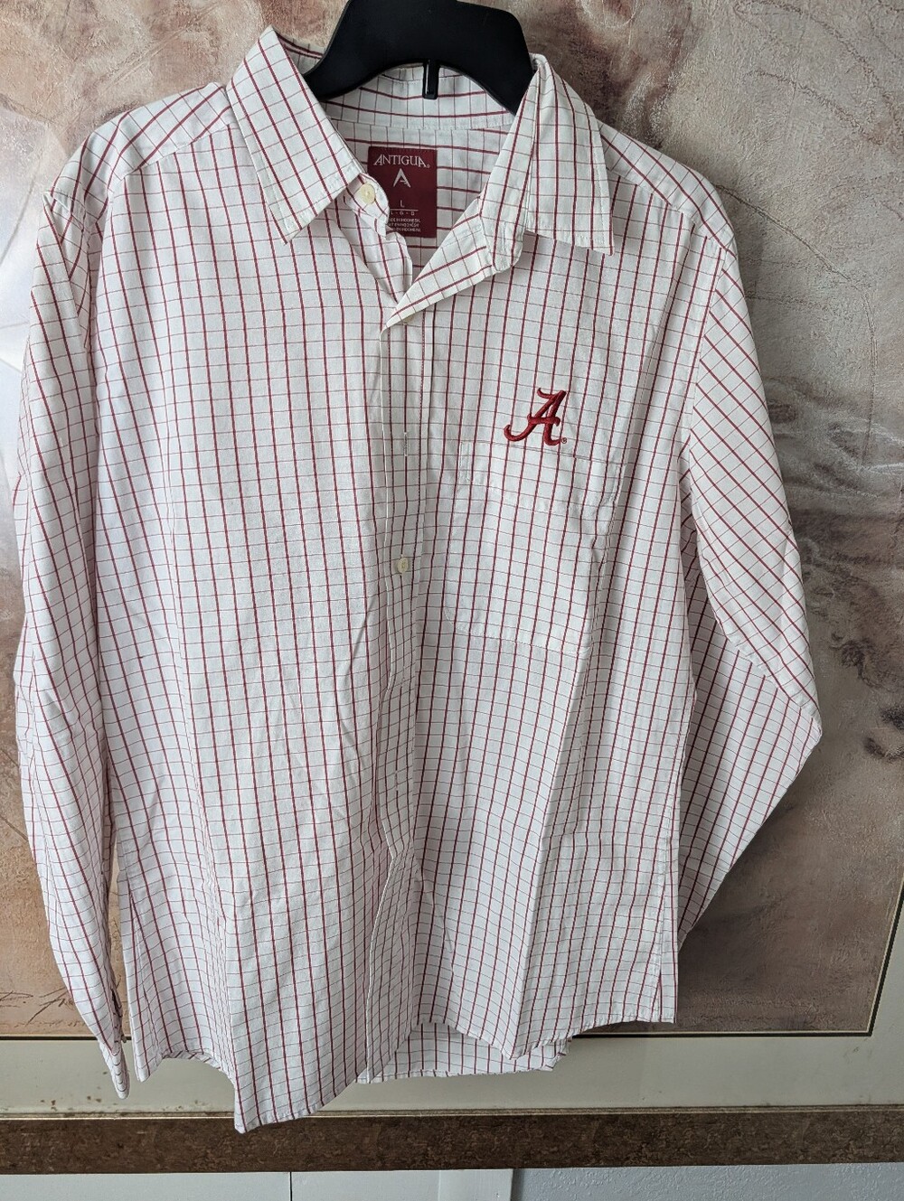 Antigua Men’s White Button-Down Shirt with Red Windowpane Check Size L